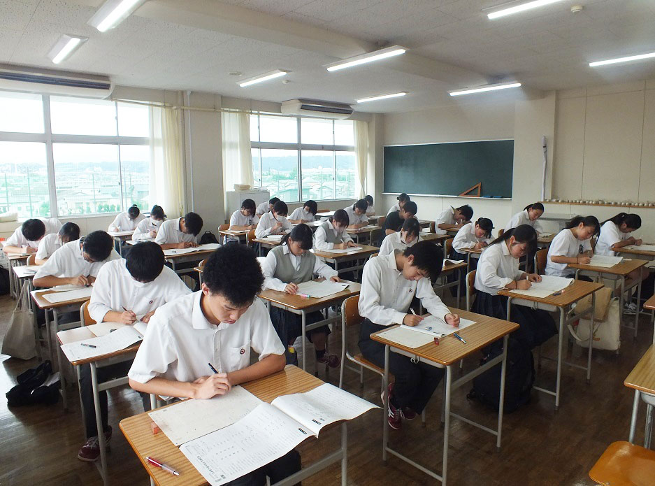 漢字検定第２回実施…夏休みにもかかわらず56人が受験！