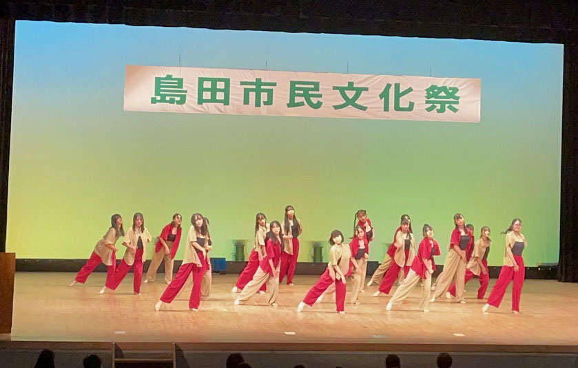 女子ダンス部「島田市民文化祭」で華麗なステージ披露！