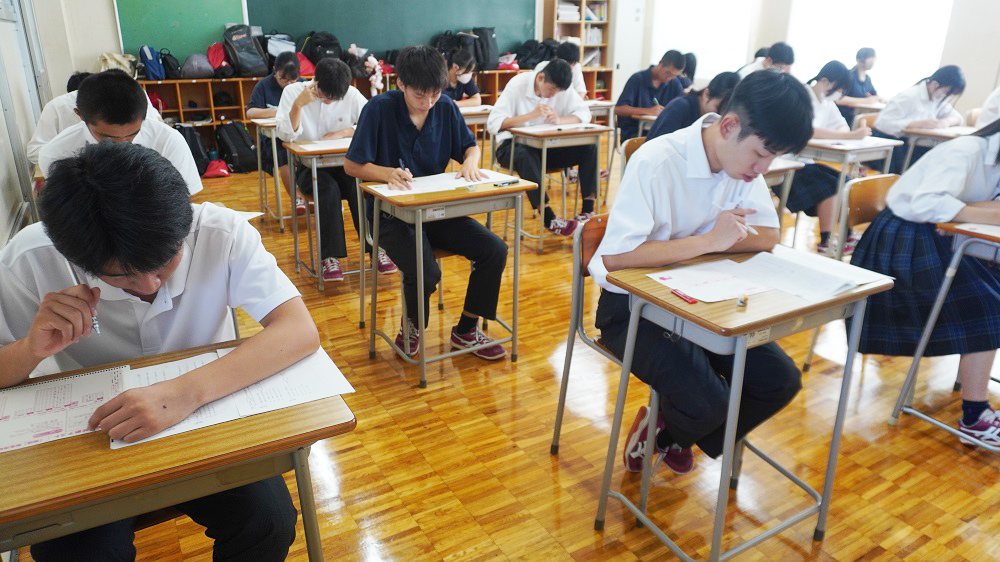 １，２年基礎力診断テスト実施…休業モードから勉強モードに切り替えて頑張りました！