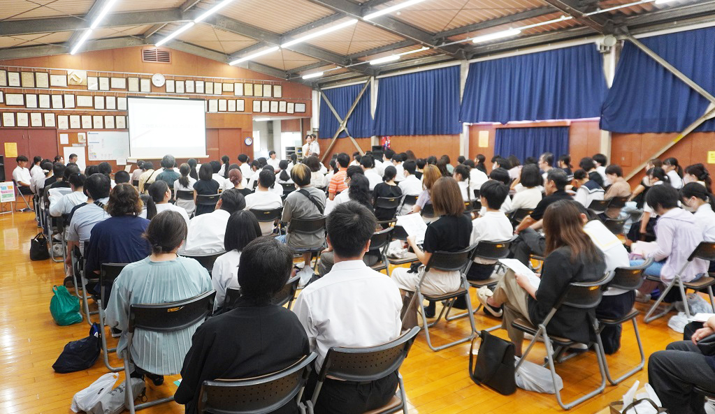 特別進学コース、進学探究コース合同の中学生向け説明会を実施しました！