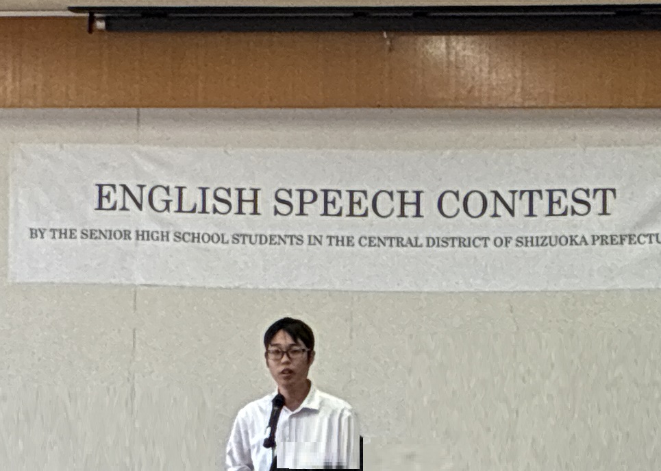 静岡県高校英語スピーチコンテスト中部大会…城野君、杉山君は説得力ある素晴らしいスピーチを披露してくれました！
