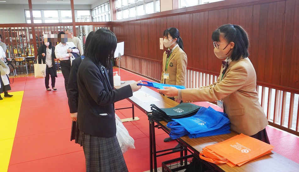 秋のオープンスクール２日目…多くの中学生、保護者が御来校くださいました！