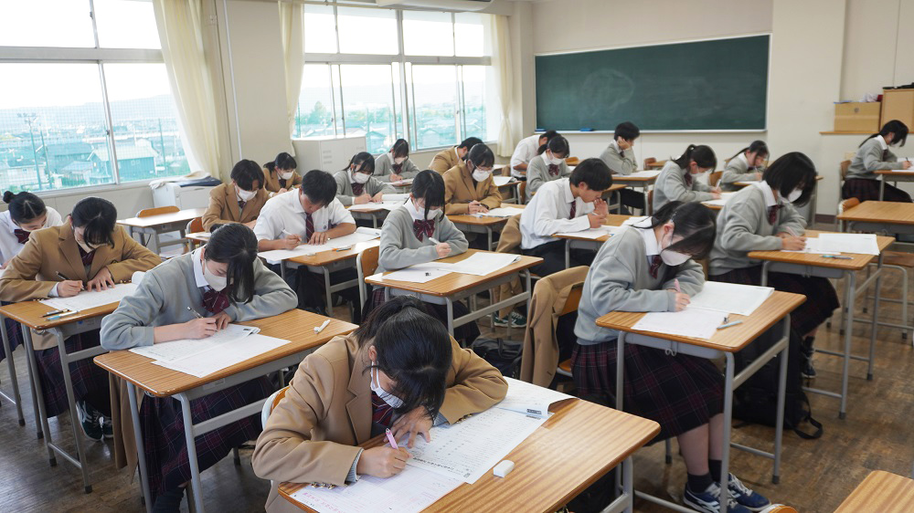 第３回漢字検定に37人が挑戦…皆さんの頑張りが合格につながりますように！