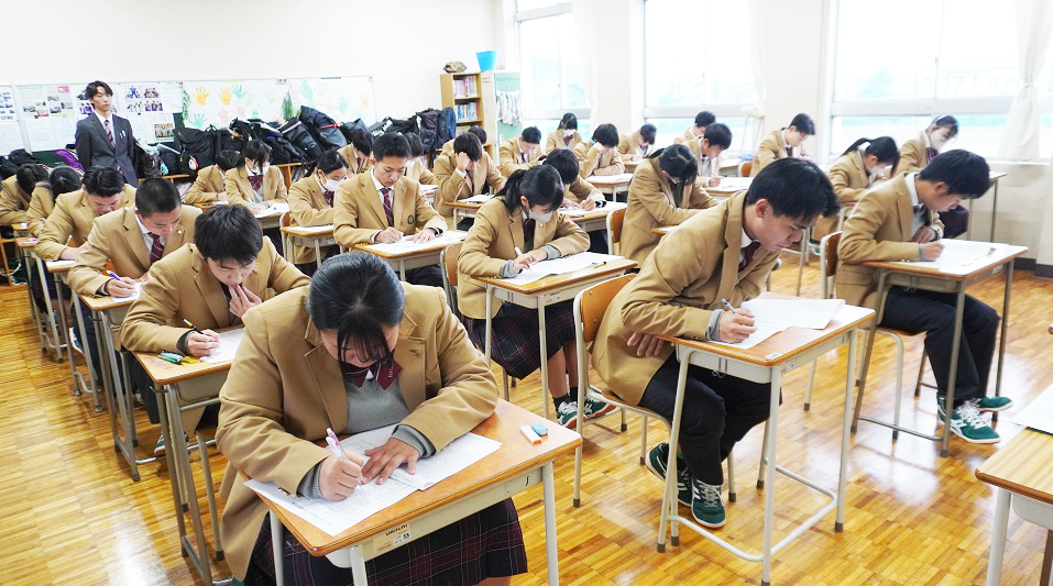 全コース２学期期末テスト開始…今年をしっかり締めくくれるよう頑張ります！