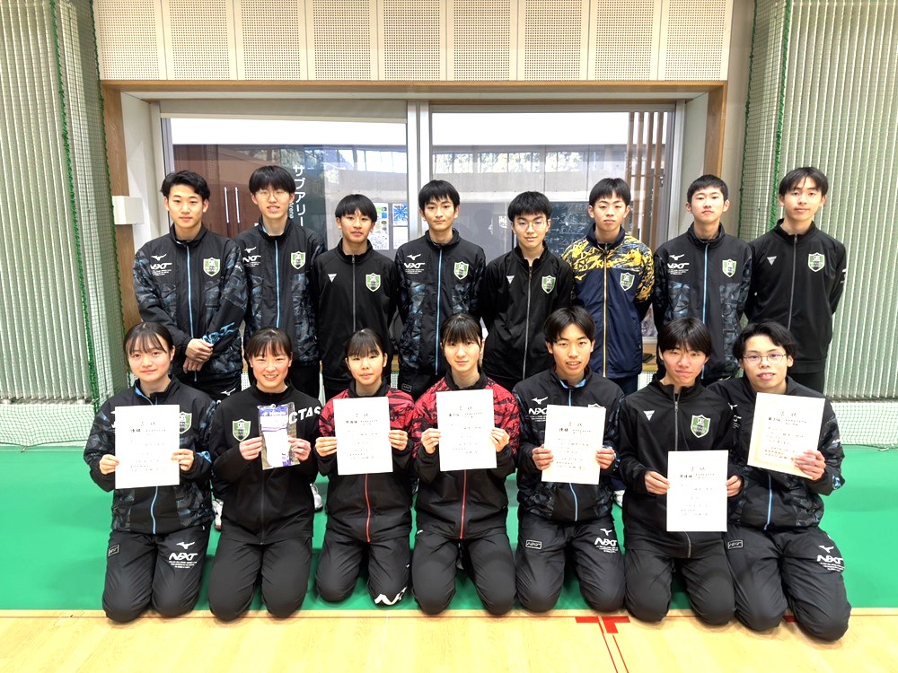 卓球志太榛原地区新人戦個人の部…男子梶山君、女子草間さん見事に優勝を飾る！