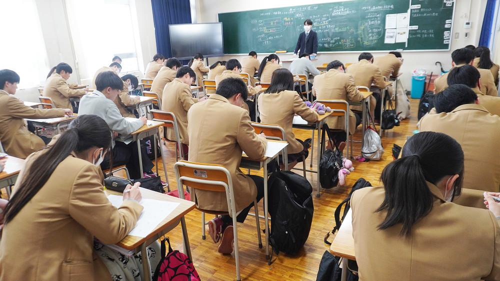 校内漢字テスト第７回…今回から１，２年生で取り組んでいます！