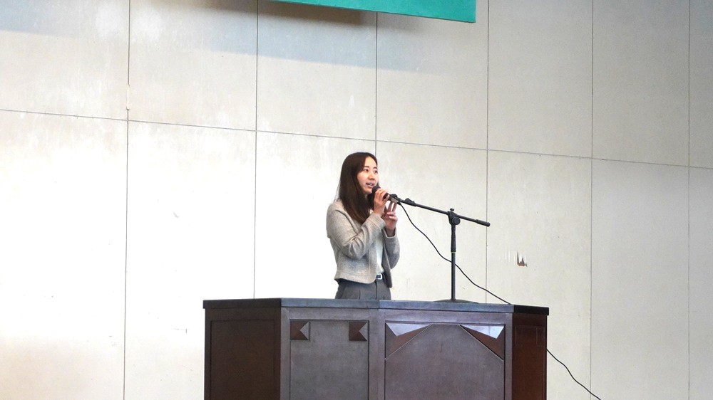 令和７年度末離任式…御世話になった先生を全校生徒、職員で送りました！