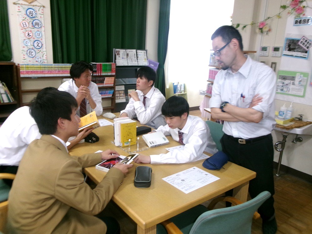 図書館ガイダンス…本と自分を繋ぐ“架け橋”として積極的に図書館を利用しよう！