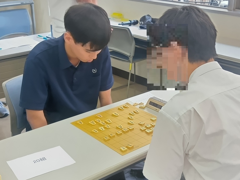将棋部福島君（18HR）が高校竜王戦静岡県大会で決勝トーナメント進出