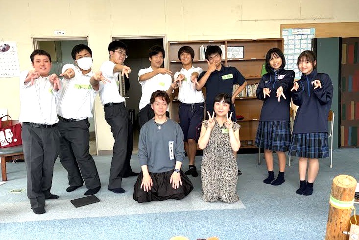 SPAC（静岡県舞台芸術センター）学校訪問プロジェクト…演劇部に熱い指導をしていただきました！
